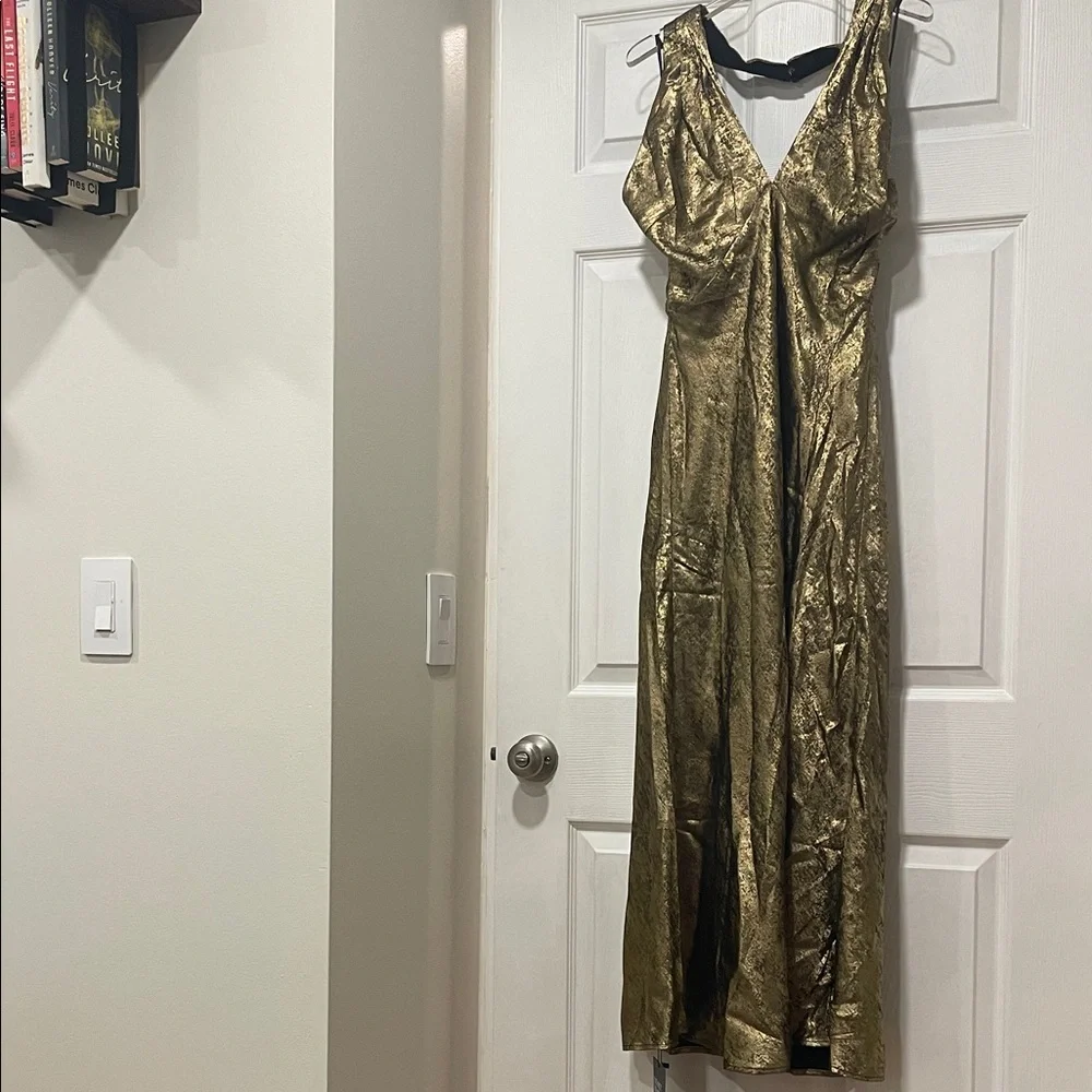 Astr The Label Marissa Gold Backless Halter Dress - Picture 5 of 7